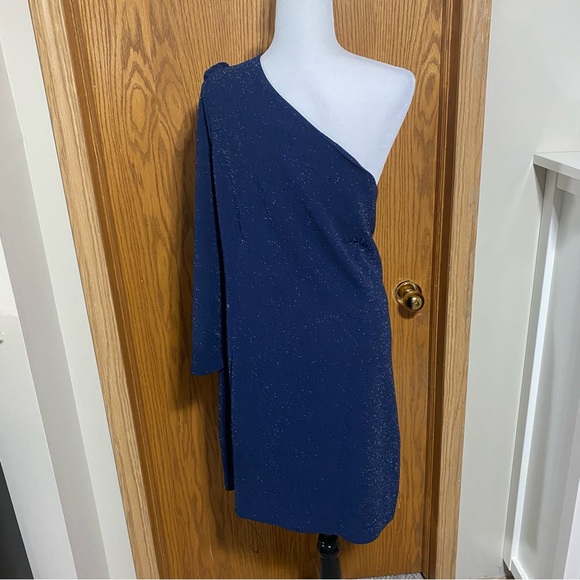 Beautiful plus size dark navy blue long sleeve one shoulder bodycon dress - Picture 6 of 9
